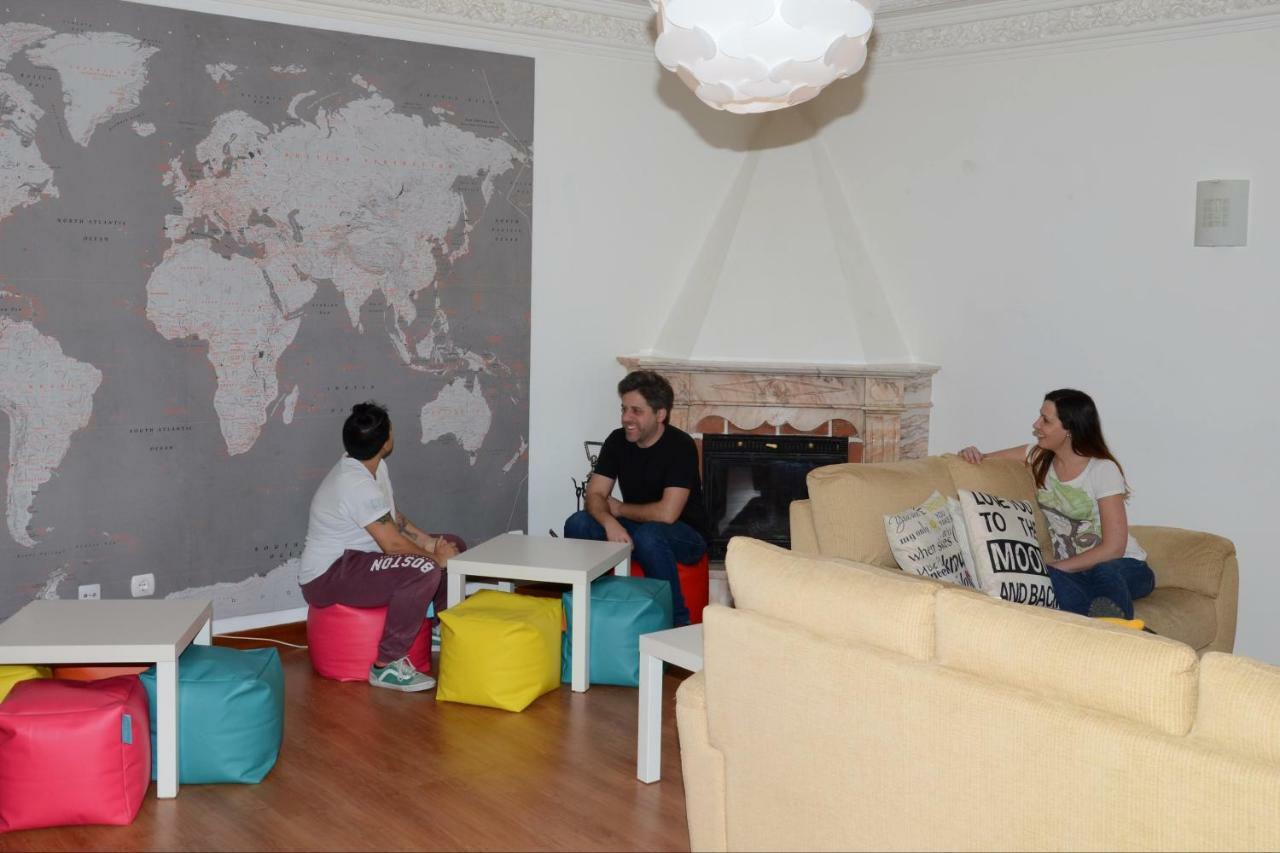 Help Yourself Hostels - Carcavelos Coast ภายนอก รูปภาพ