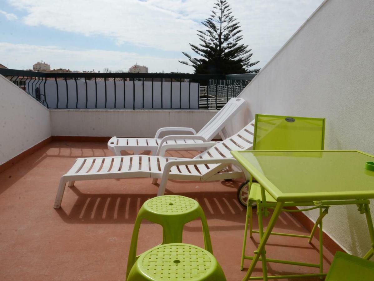Help Yourself Hostels - Carcavelos Coast ภายนอก รูปภาพ